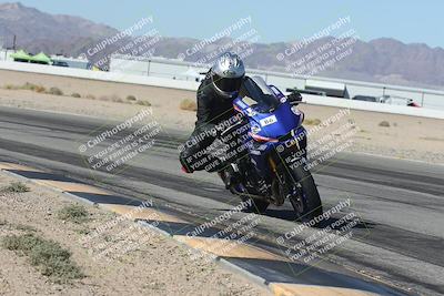 media/Oct-30-2025-Racers Edge (Thu) [[dabbdaf680]]/3-B Group/Session 3 (Turn 15 Inside)/